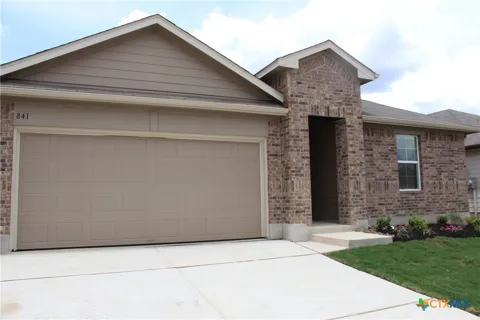 841 Margay Loop