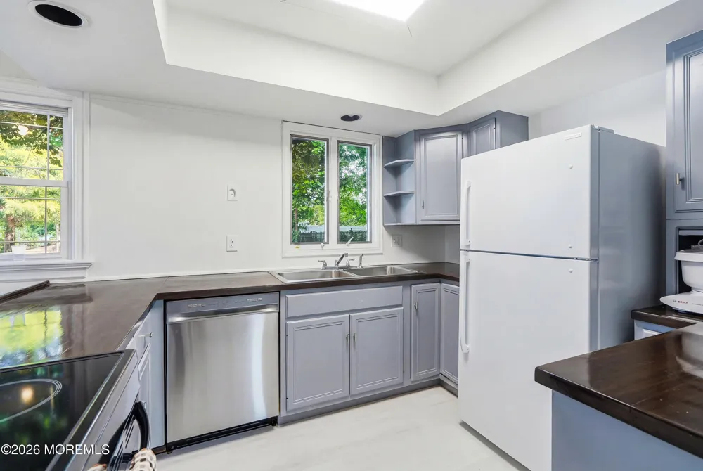 8 Woolley Place West Long Branch, NJ 07764