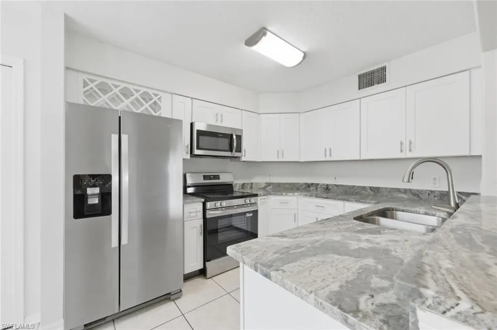 9570 Crescent Garden Drive #A102 Naples, FL 34109