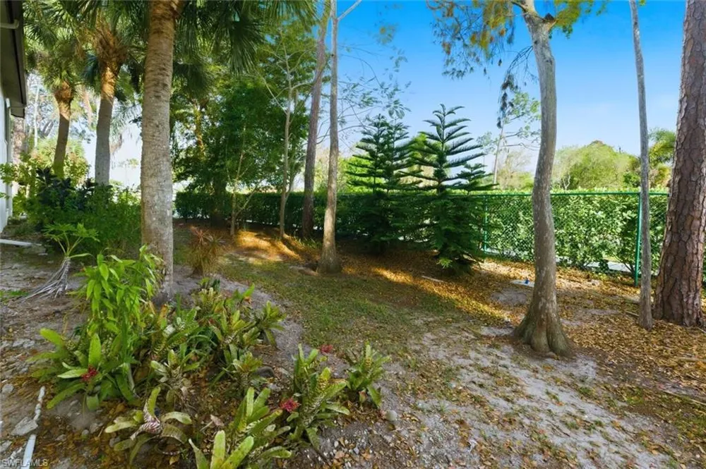 9570 Crescent Garden Drive #A102 Naples, FL 34109