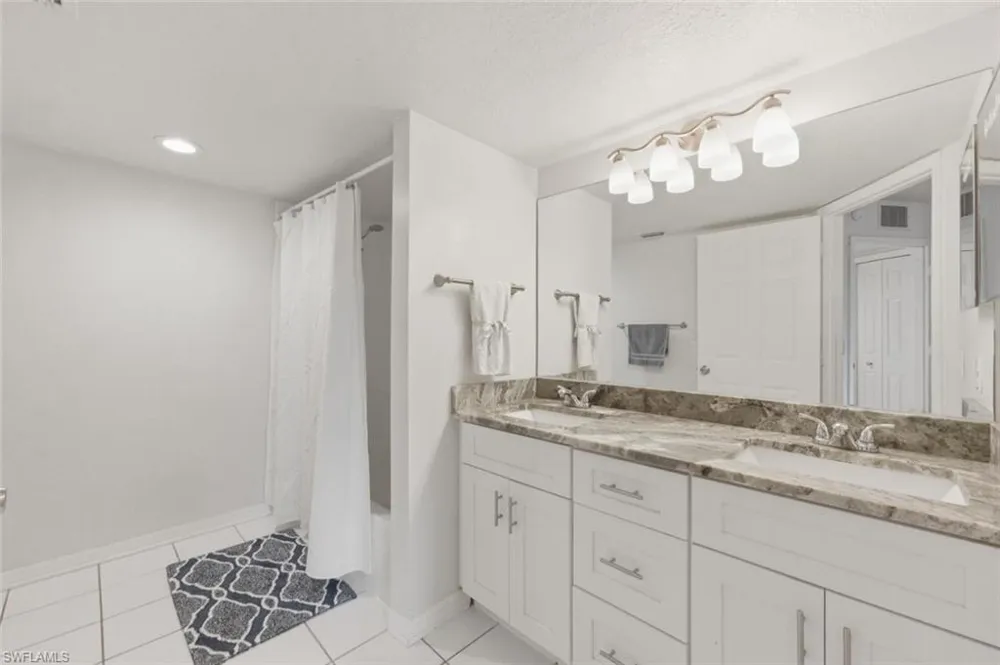 9570 Crescent Garden Drive #A102 Naples, FL 34109