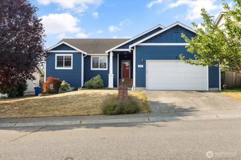 229 NW Cherry Hill Loop