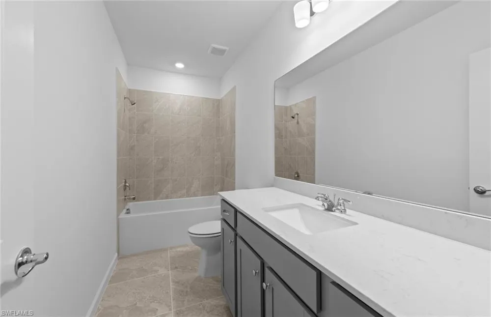 27828 Solis Grande Drive Bonita Springs, FL 34135