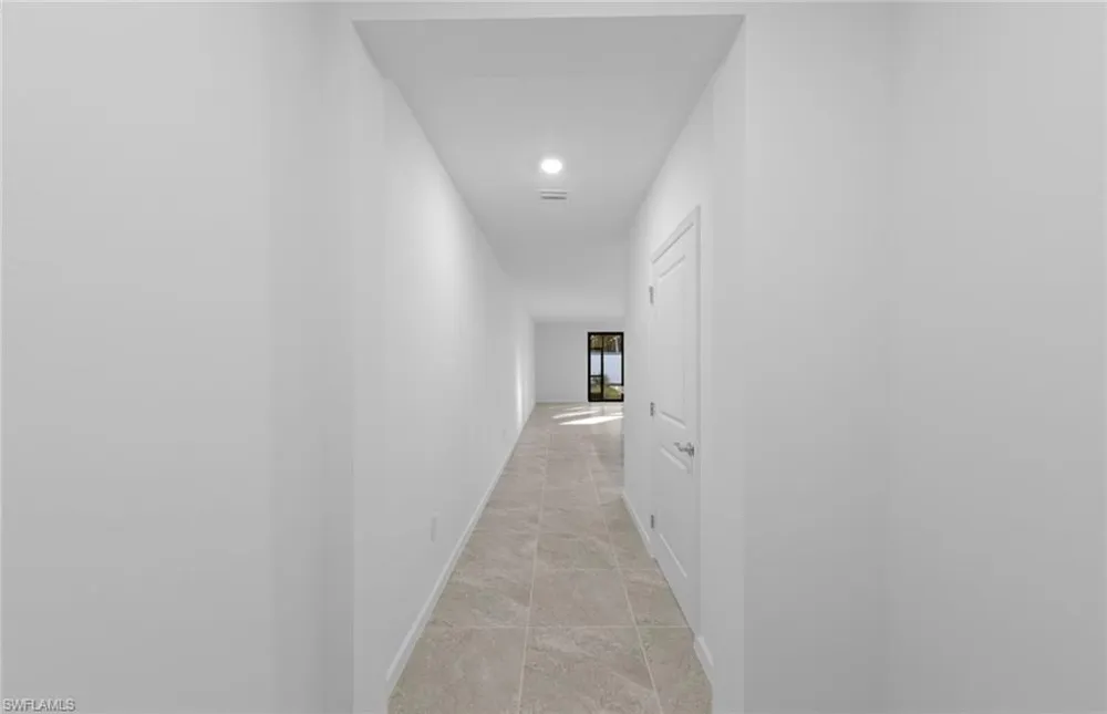 27828 Solis Grande Drive Bonita Springs, FL 34135