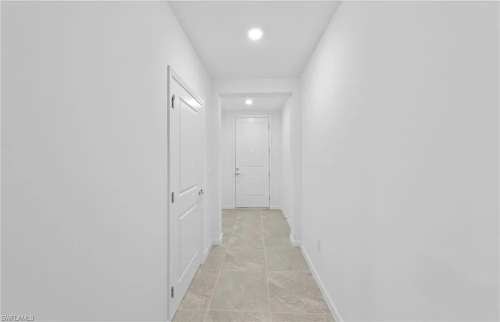27828 Solis Grande Drive Bonita Springs, FL 34135