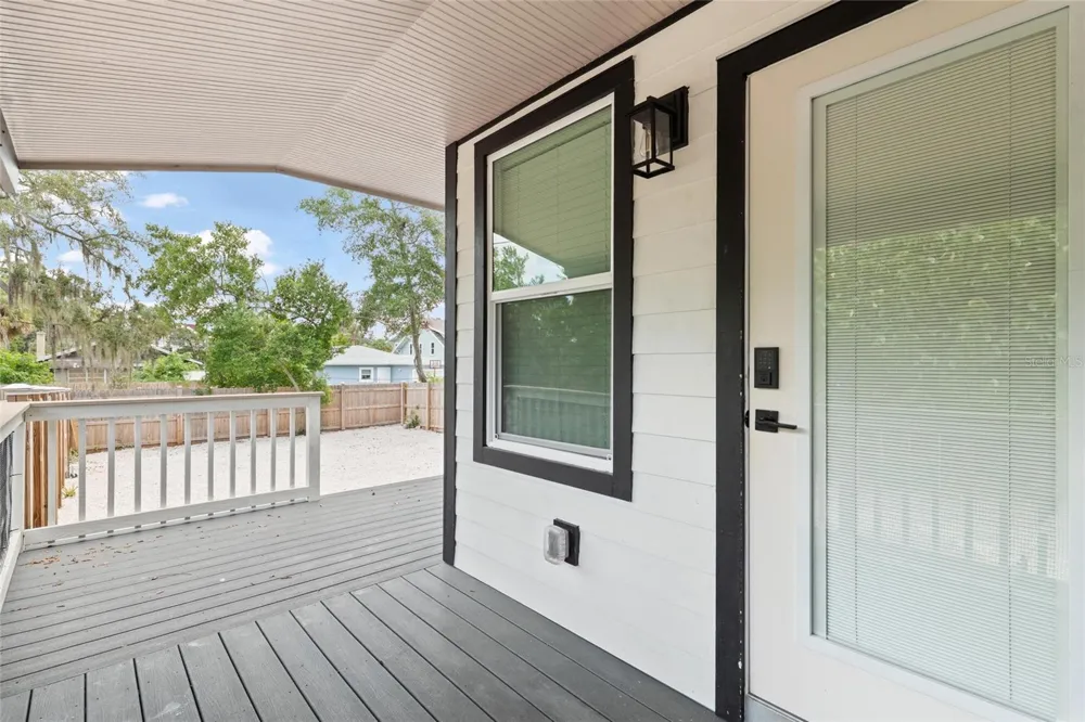 136 RING AVENUE Tarpon Springs, FL 34689