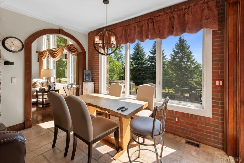 840 High View Court Oxford Charter Township, MI 48371
