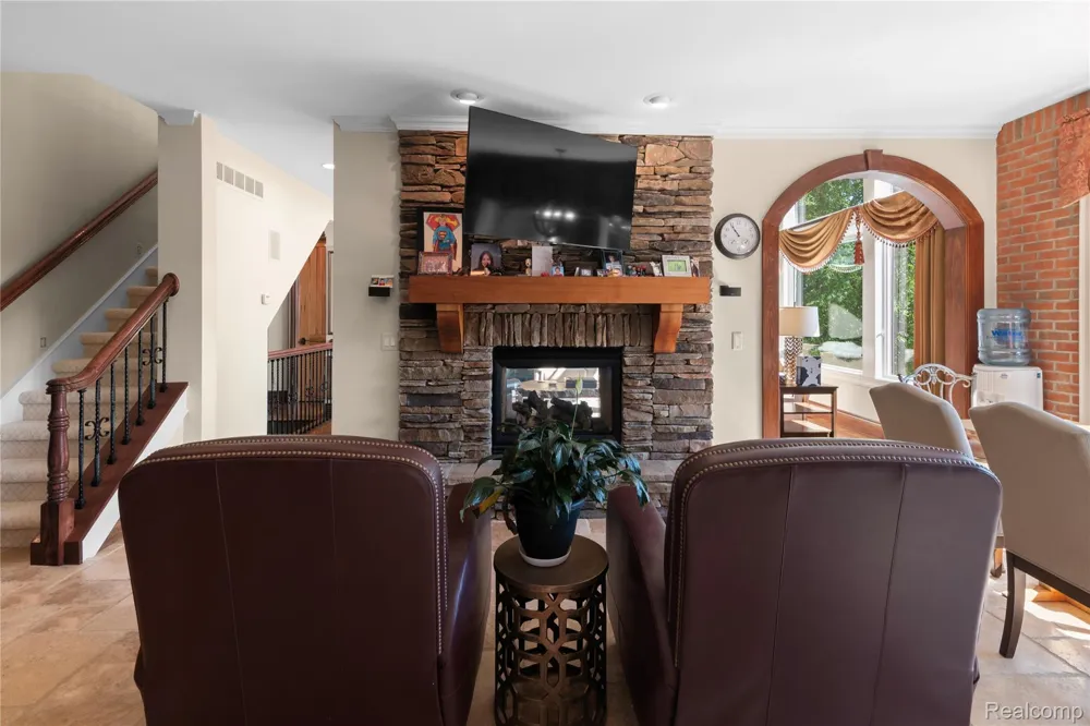 840 High View Court Oxford Charter Township, MI 48371