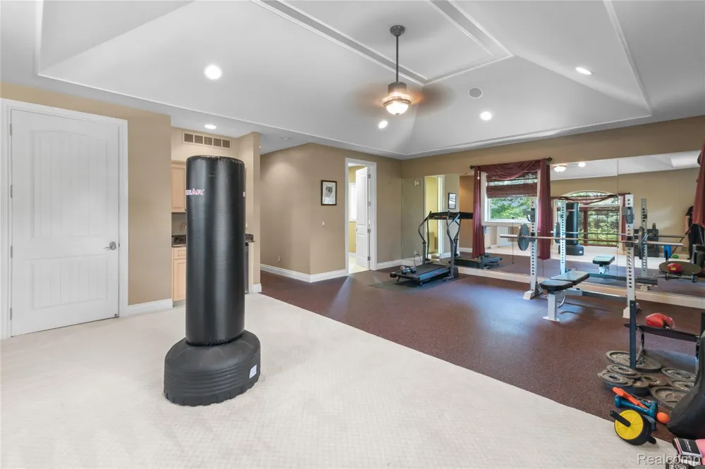 840 High View Court Oxford Charter Township, MI 48371