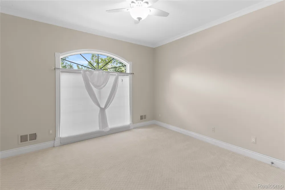 840 High View Court Oxford Charter Township, MI 48371