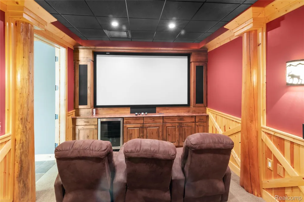840 High View Court Oxford Charter Township, MI 48371