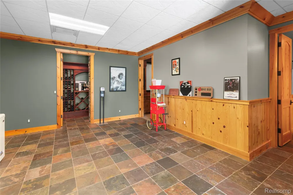 840 High View Court Oxford Charter Township, MI 48371