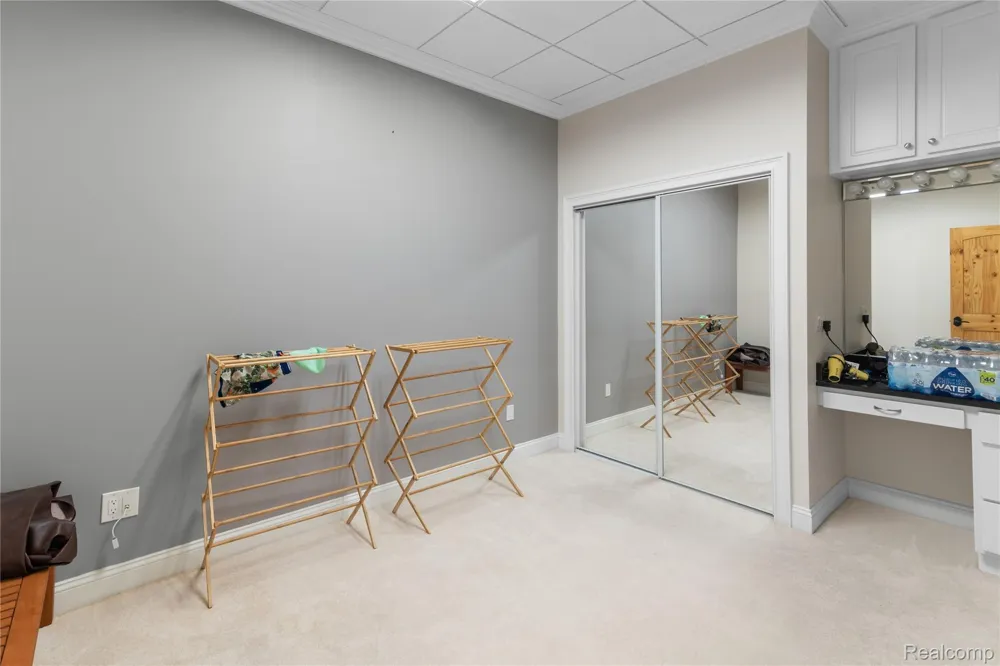 840 High View Court Oxford Charter Township, MI 48371