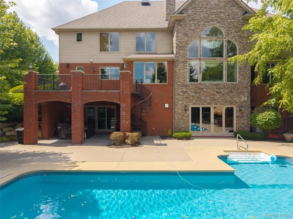 840 High View Court Oxford Charter Township, MI 48371
