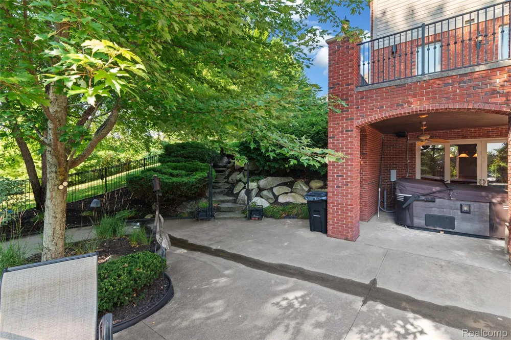 840 High View Court Oxford Charter Township, MI 48371