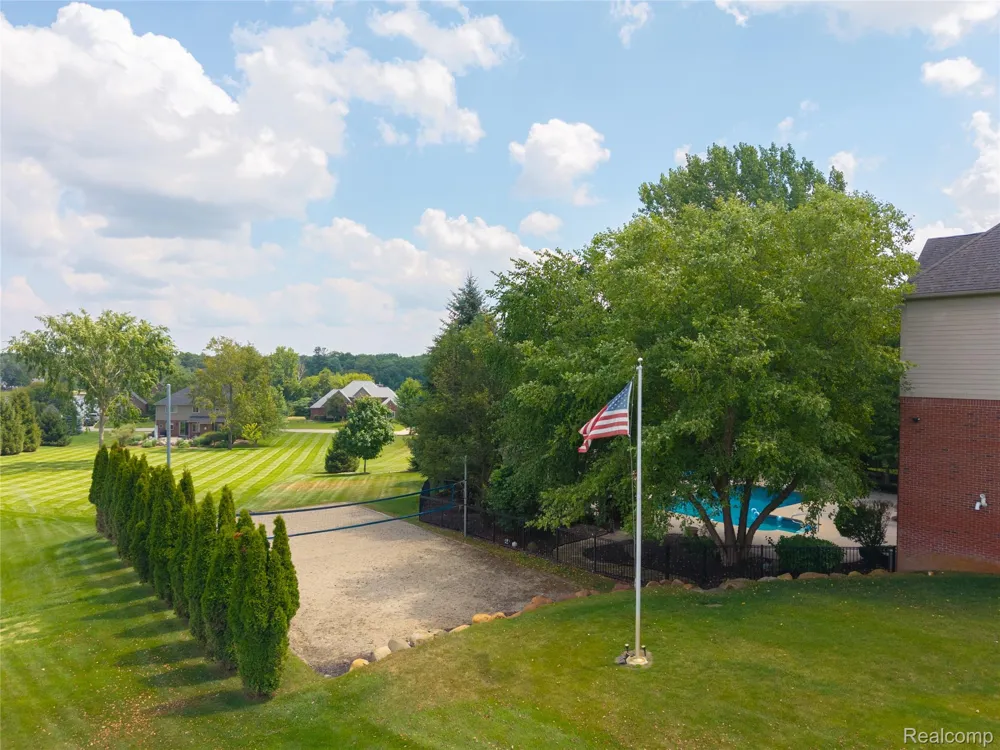 840 High View Court Oxford Charter Township, MI 48371