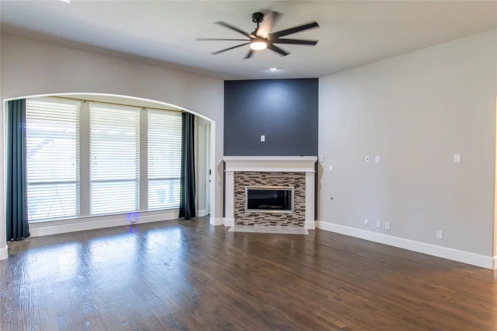 3728 Kennoway The Colony, TX 75056