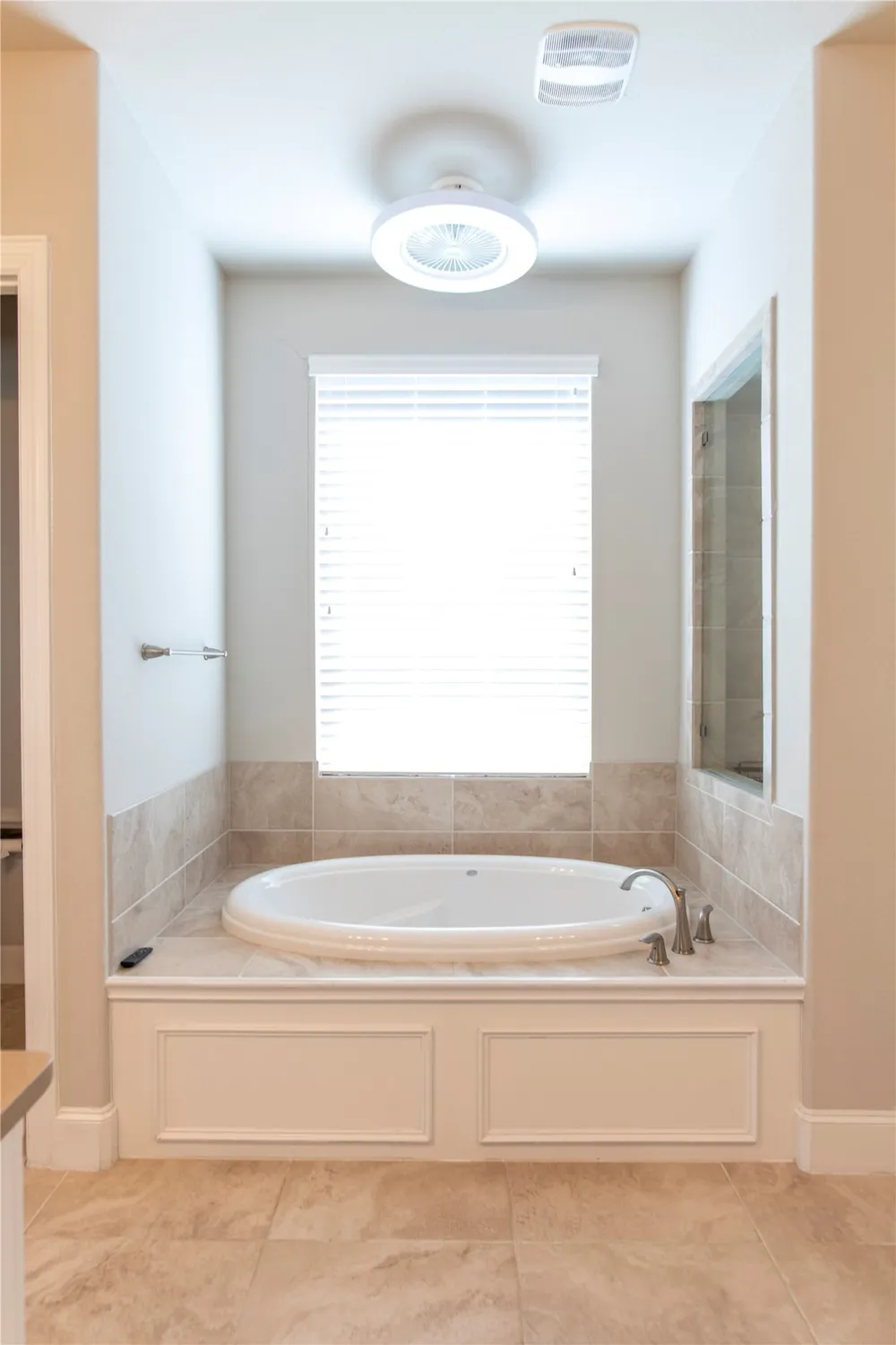 3728 Kennoway The Colony, TX 75056