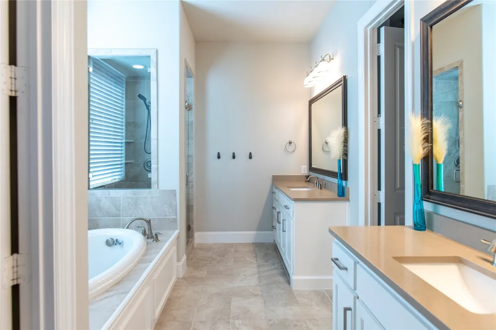 3728 Kennoway The Colony, TX 75056