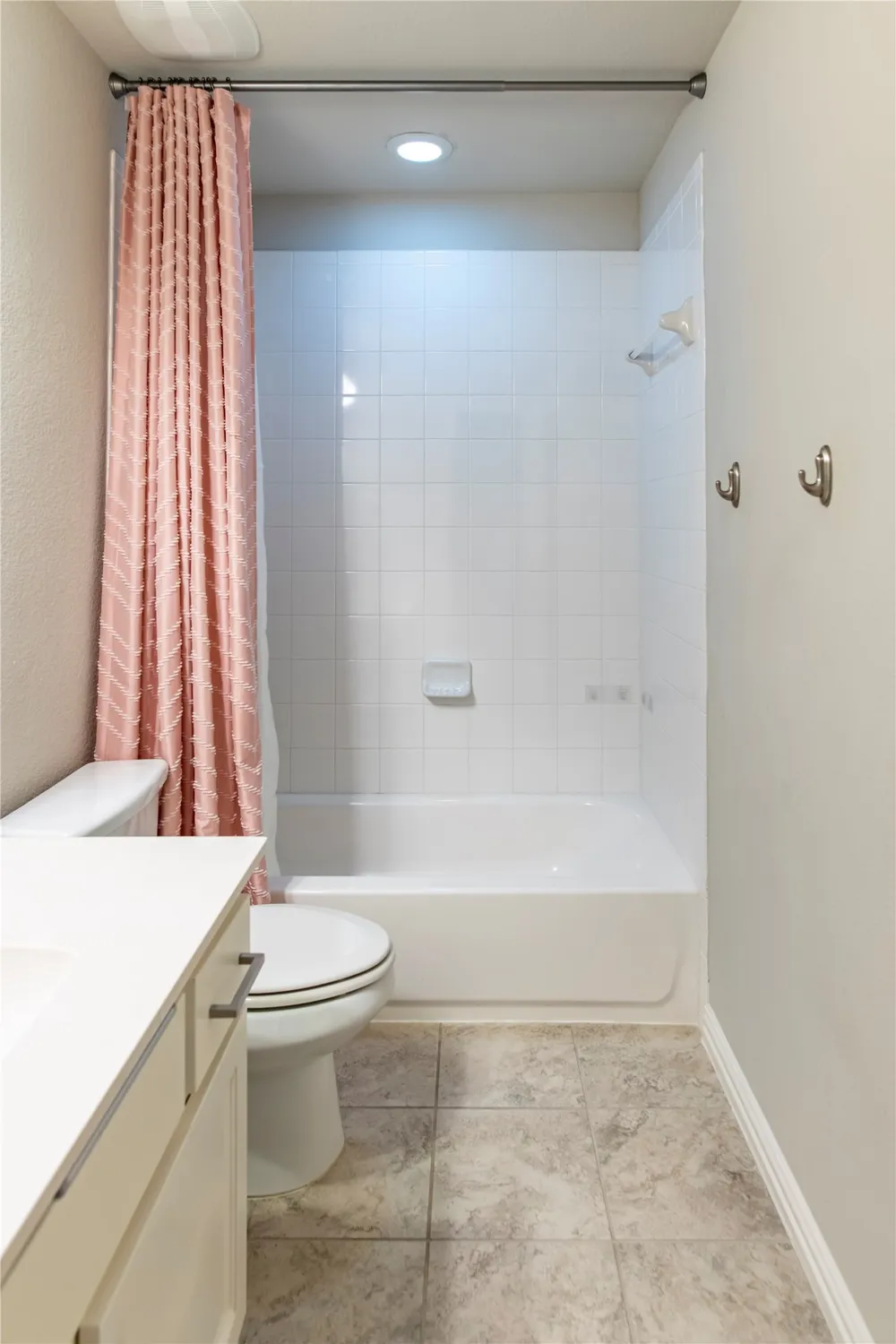 3728 Kennoway The Colony, TX 75056