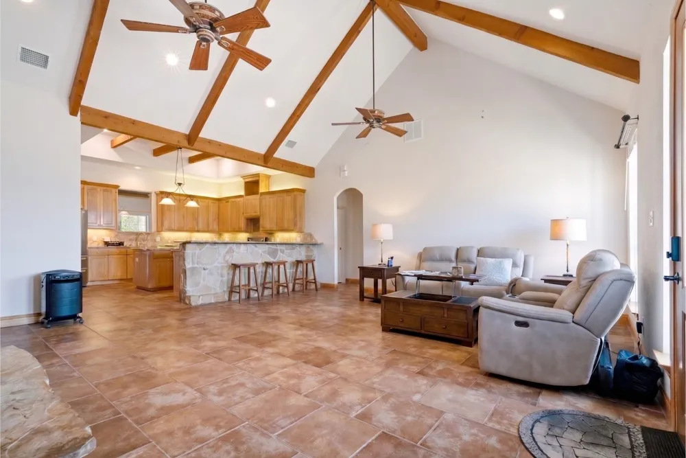 7251 S Fm 730 Azle, TX 76020