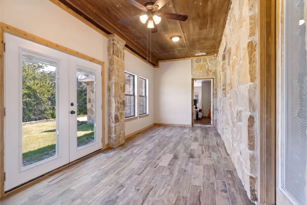 7251 S Fm 730 Azle, TX 76020