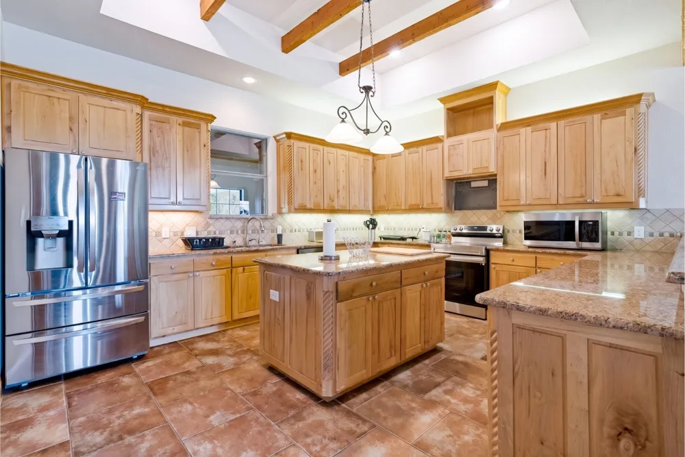 7251 S Fm 730 Azle, TX 76020