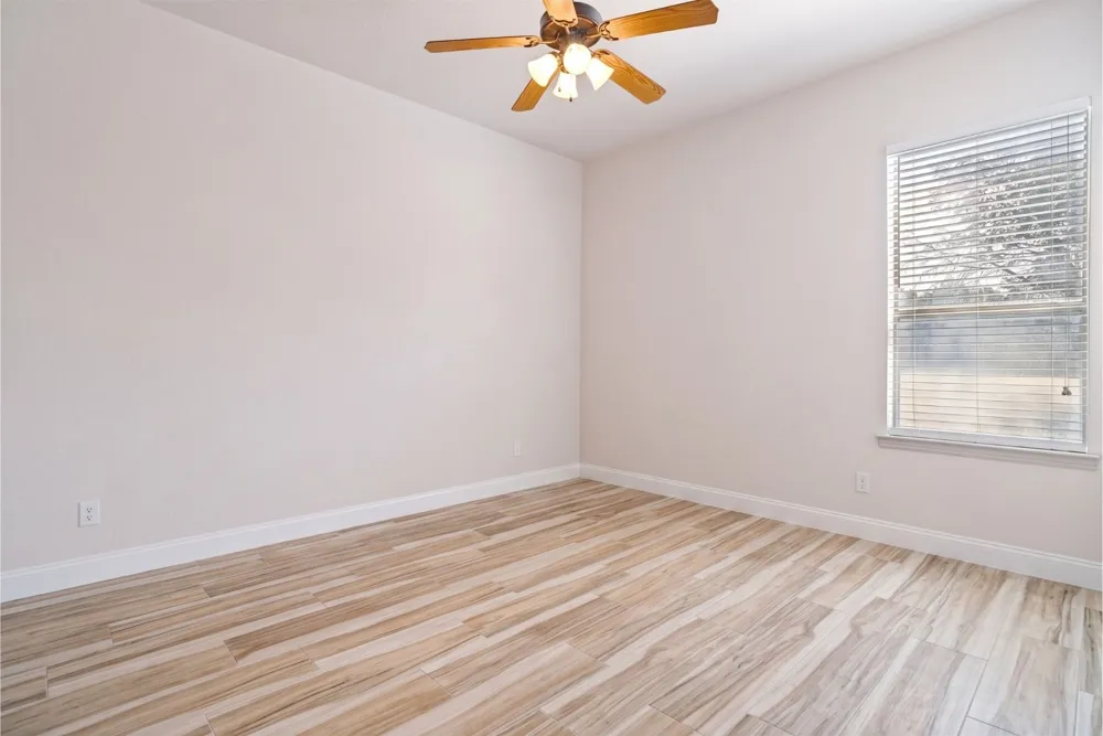 7251 S Fm 730 Azle, TX 76020