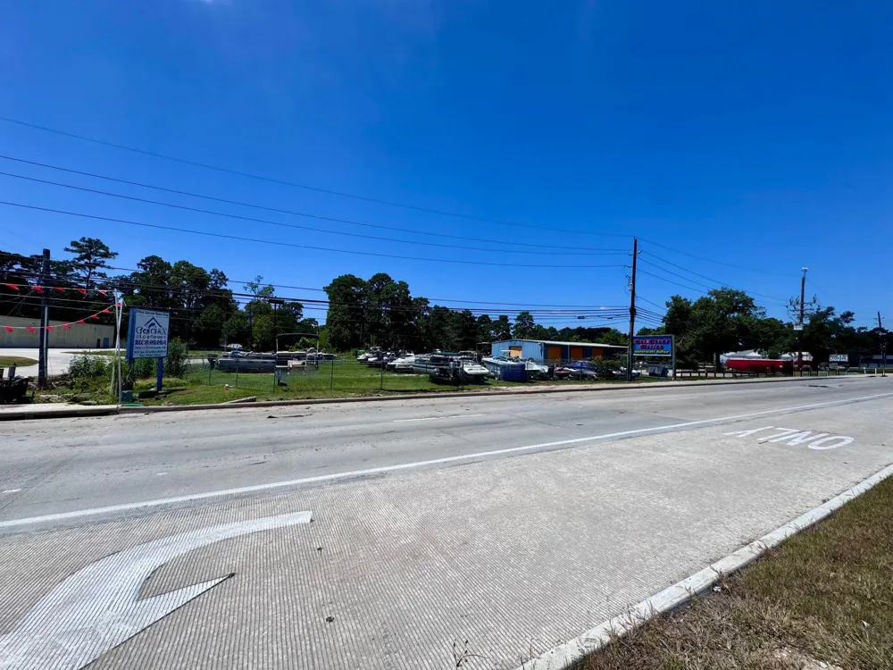 24727 Fm 2100 Road Huffman, TX 77336
