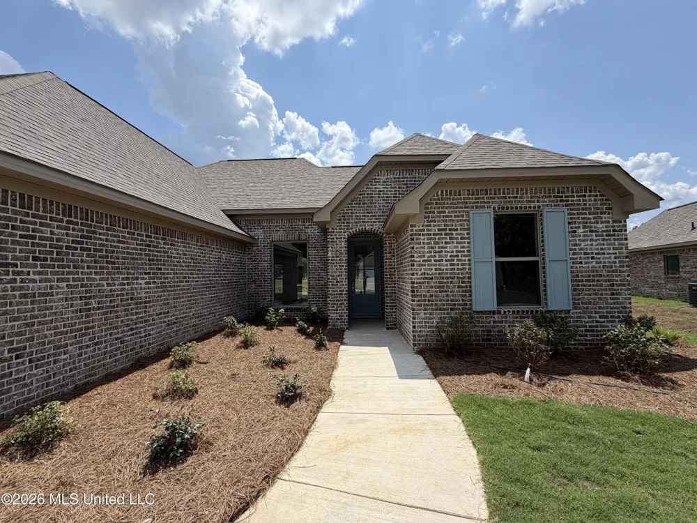 146 Stapleton Drive Canton, MS 39046