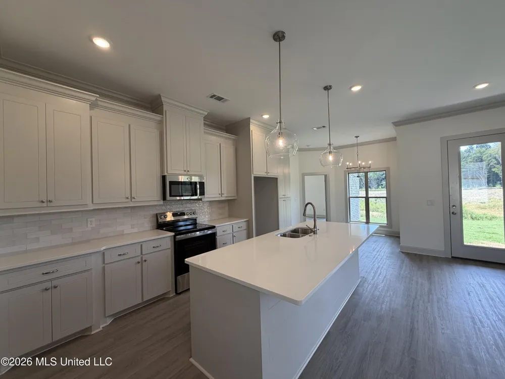 146 Stapleton Drive Canton, MS 39046