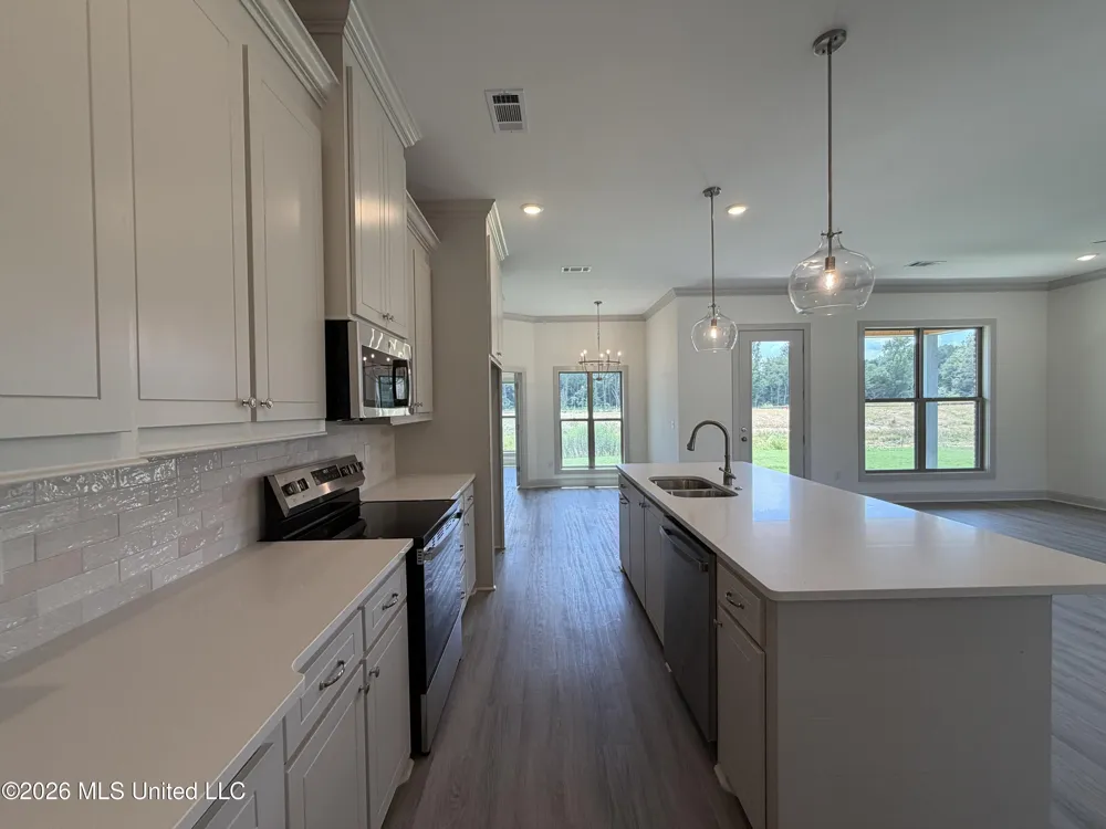 146 Stapleton Drive Canton, MS 39046