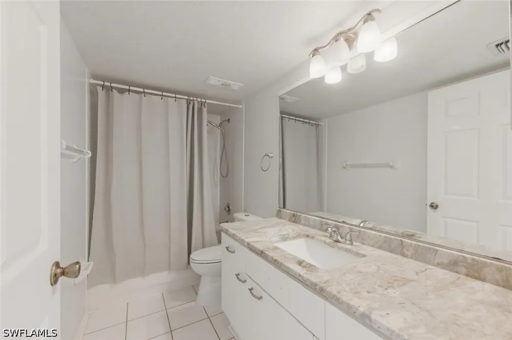 Crescent Garden Drive #A102 Naples, FL 34109