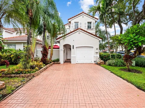 1515 Seagrape Way