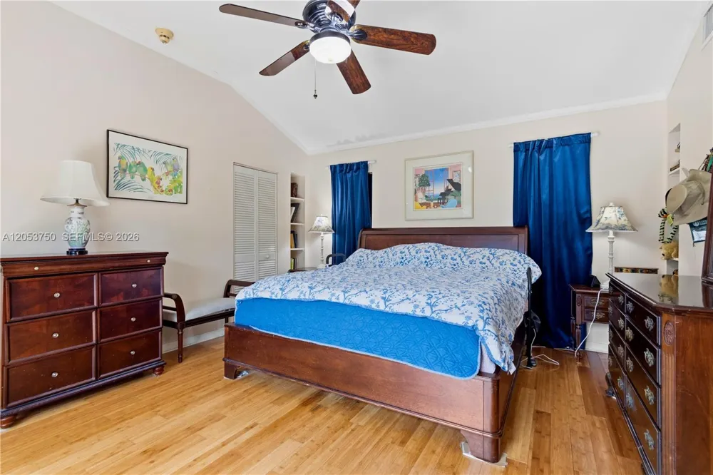8445 SW 181st Ter Palmetto Bay, FL 33157
