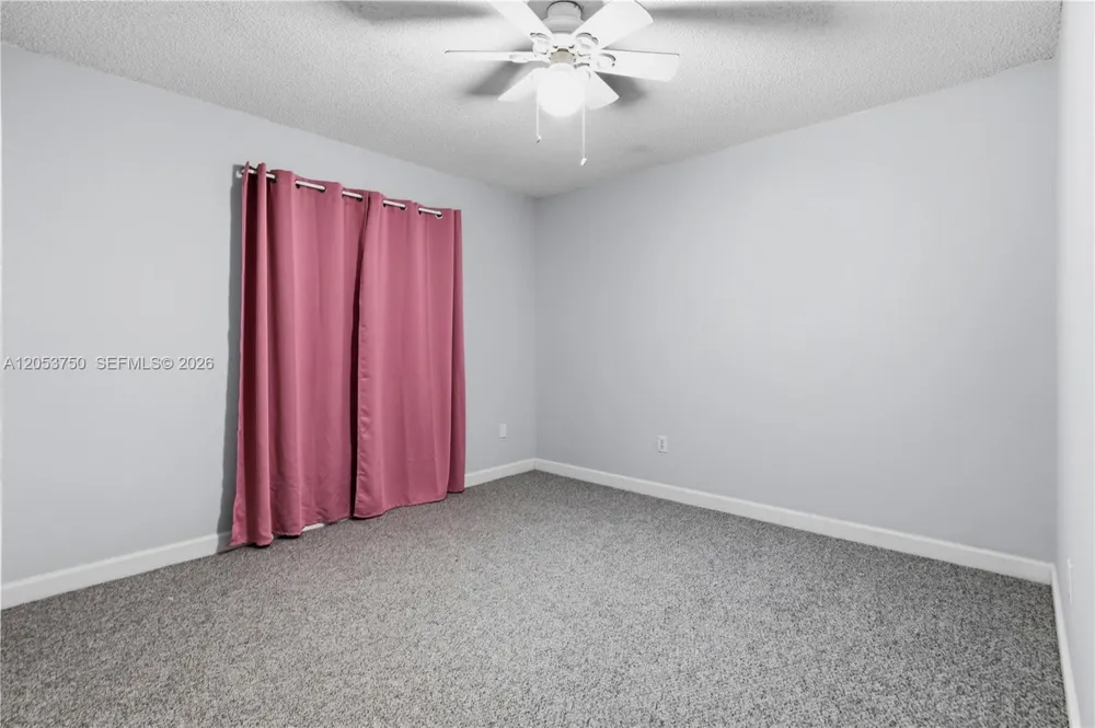 8445 SW 181st Ter Palmetto Bay, FL 33157