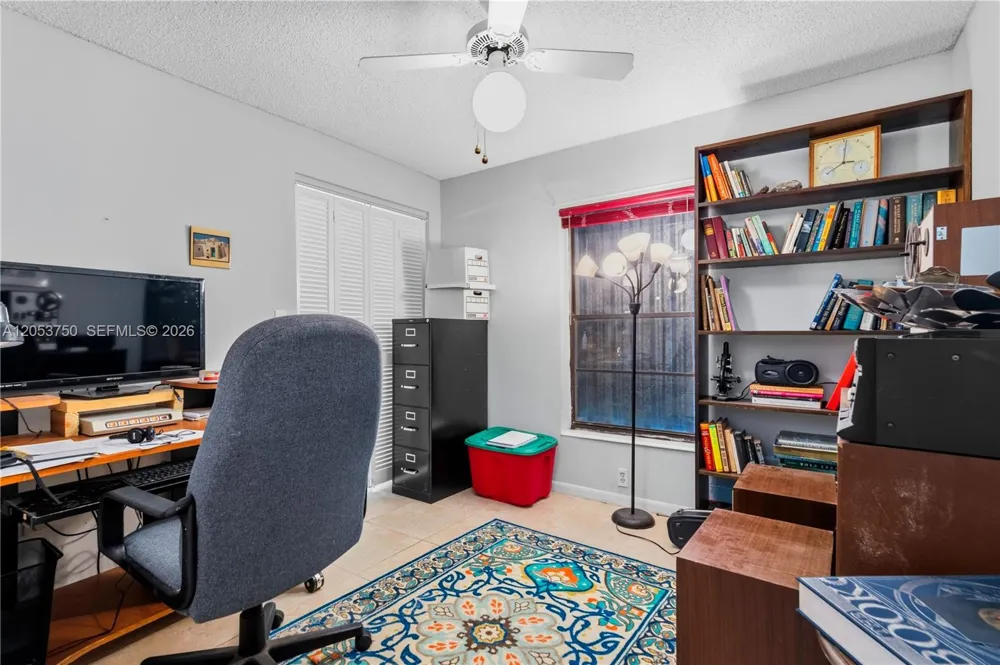 8445 SW 181st Ter Palmetto Bay, FL 33157