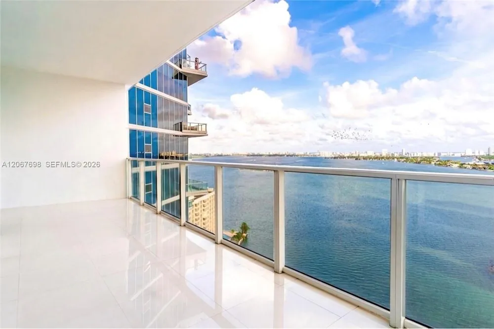 2020 Bayshore Dr #2404 Miami, FL 33137