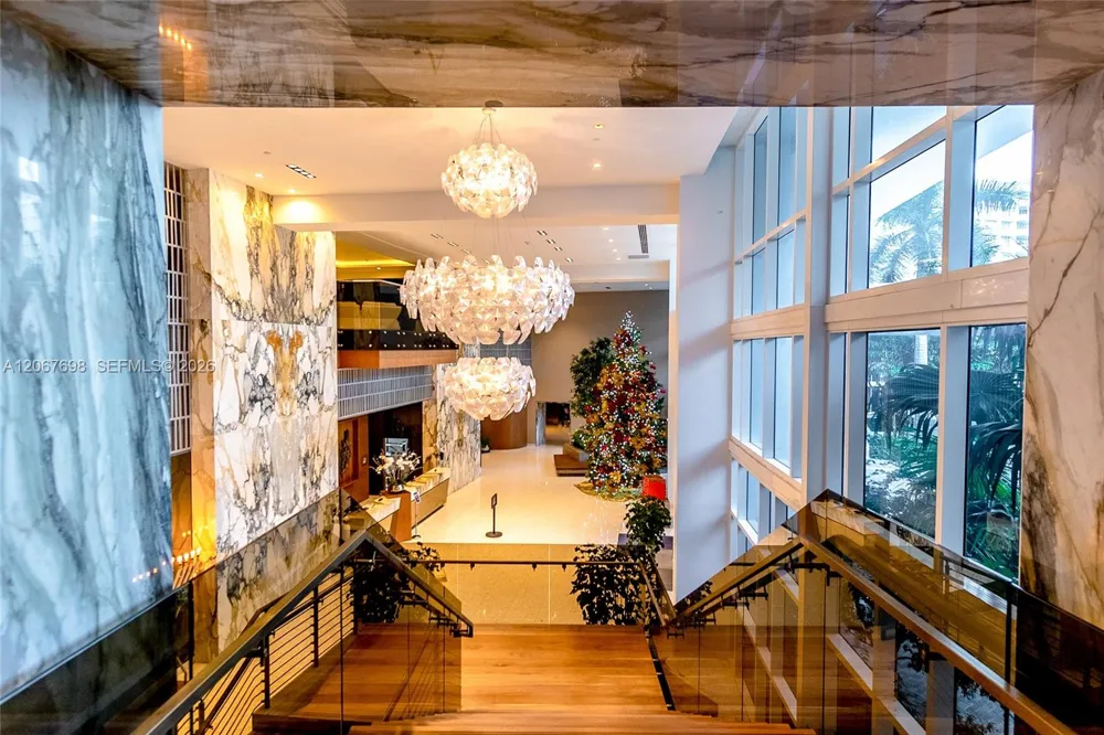 2020 Bayshore Dr #2404 Miami, FL 33137