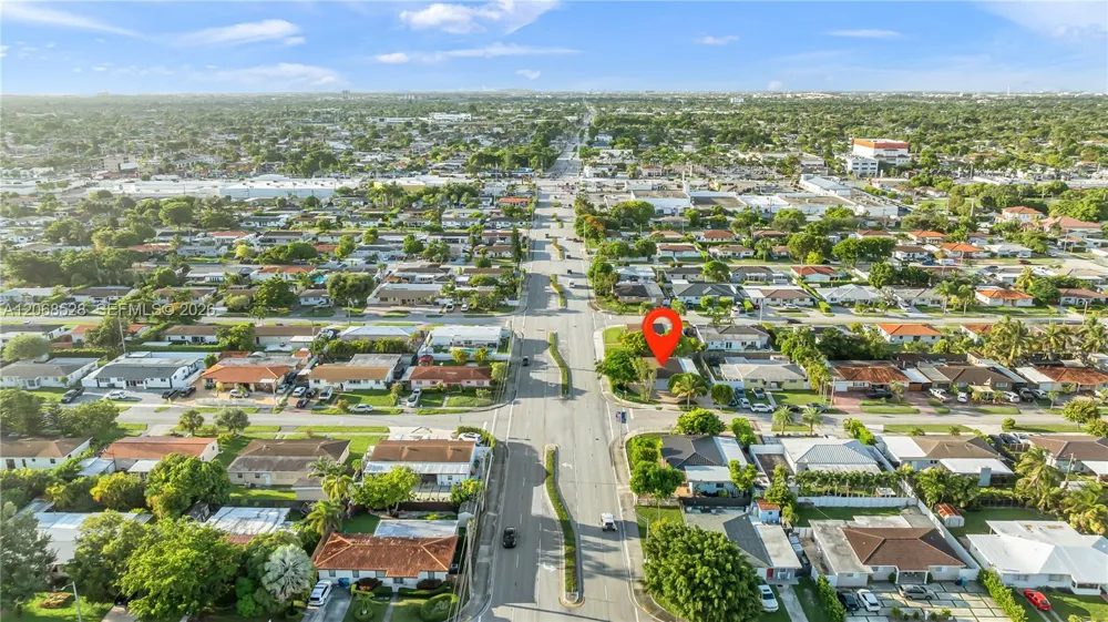 4275 SW 87th Ave Miami, FL 33165
