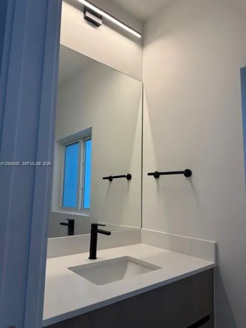 1521 NW 94th Way #1 Coral Springs, FL 33071