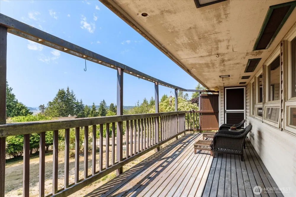 581 Olympic View Drive Coupeville, WA 98239