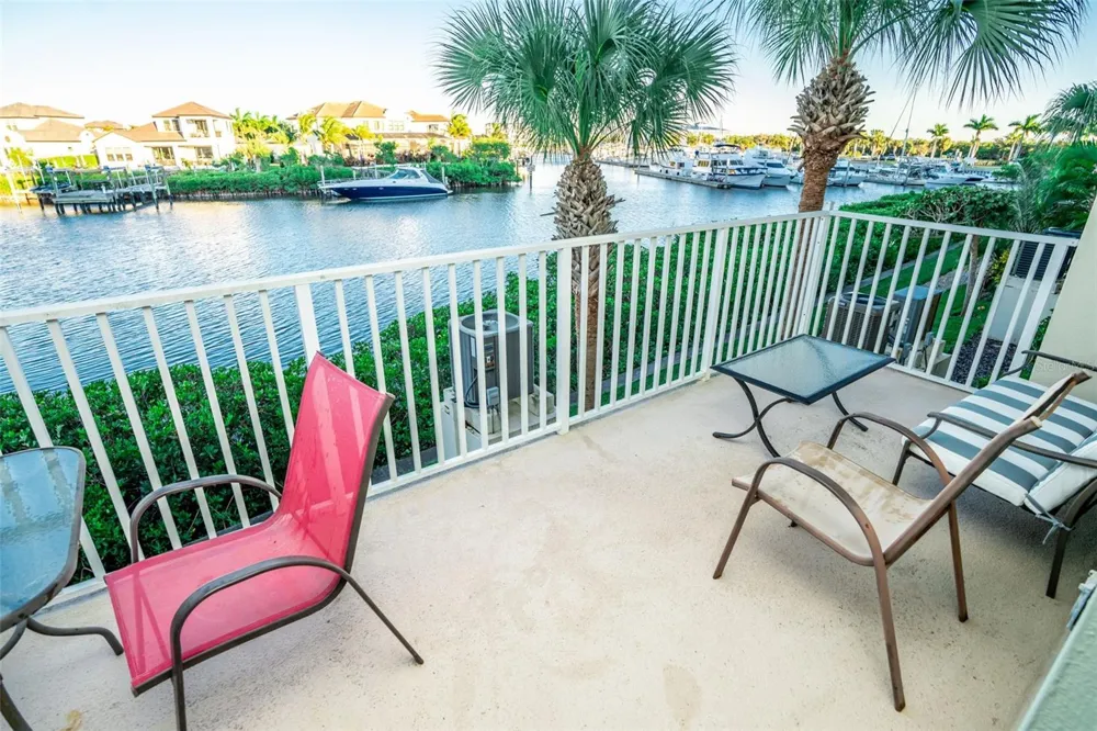 465 BAHIA BEACH BOULEVARD Ruskin, FL 33570
