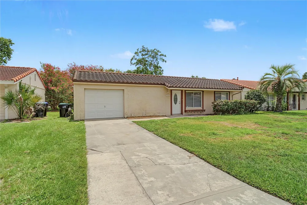 10145 BLUFF COURT Orlando, FL 32821