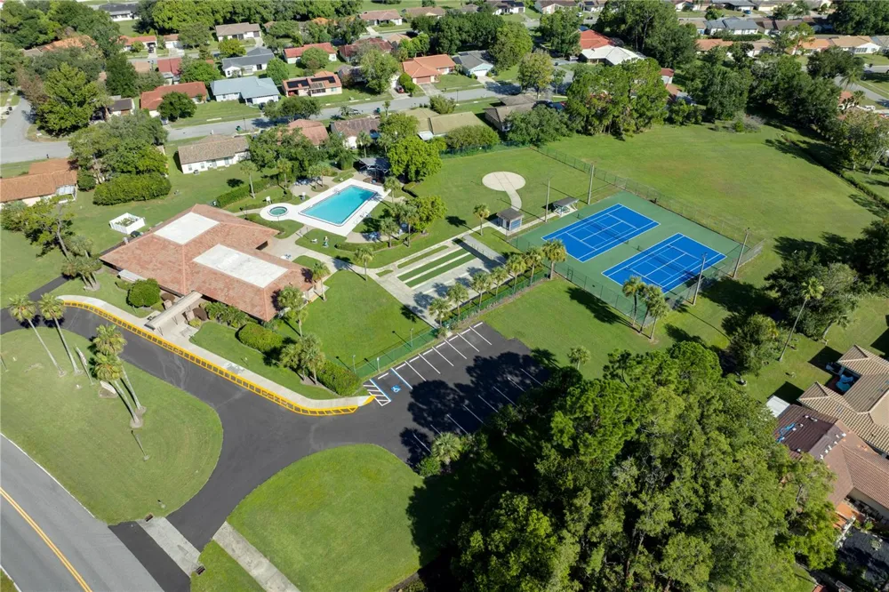 10145 BLUFF COURT Orlando, FL 32821