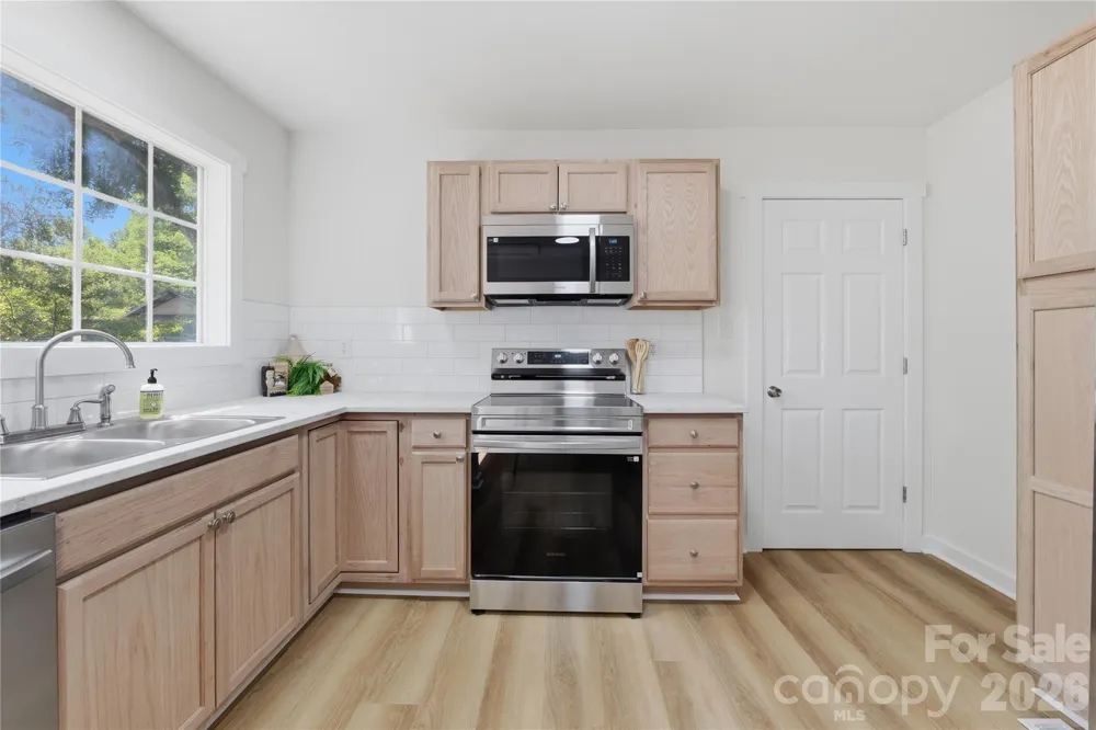 92 Spencer Avenue Mooresville, NC 28115