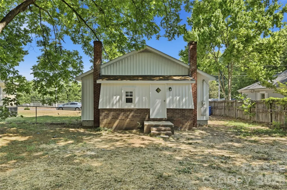 92 Spencer Avenue Mooresville, NC 28115