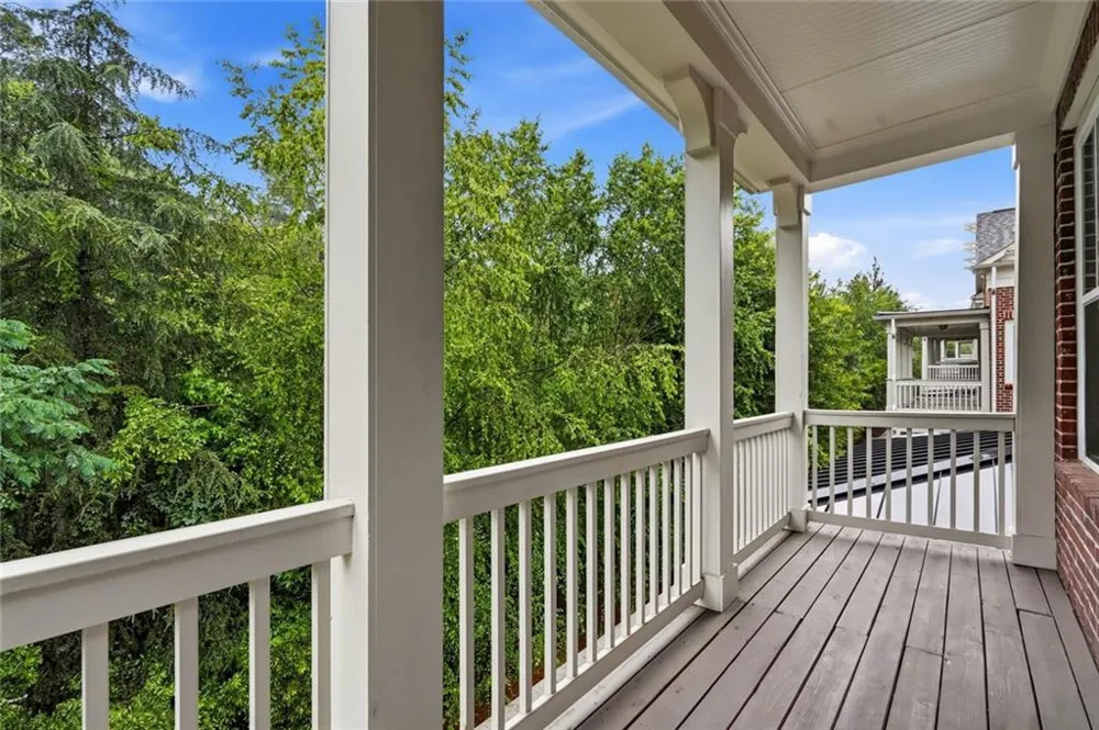 687 Brennan Drive Decatur, GA 30033