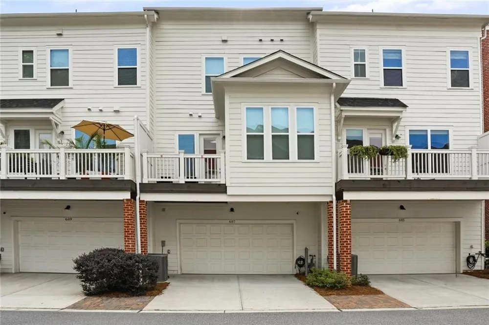 687 Brennan Drive Decatur, GA 30033