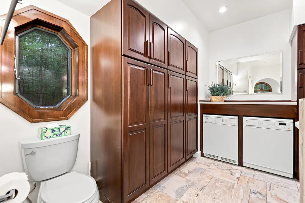 8423 S Harnden Drive Fremont, MI 49412